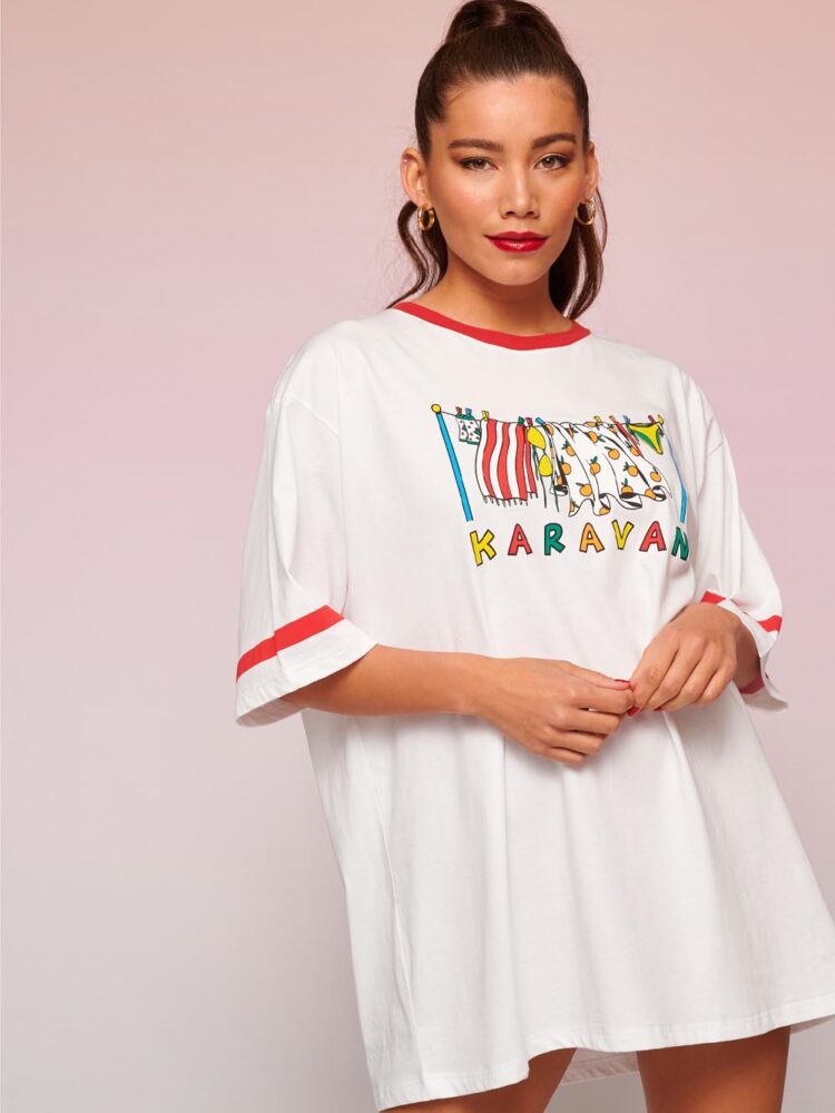 Karavan: Oversized T-Shirt "Summer Laundry"